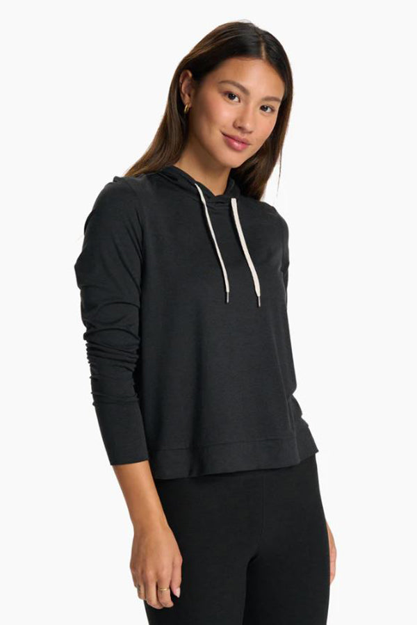 Vuori Womens Halo Essential Hoodie – The Foursome Boundary Clothing